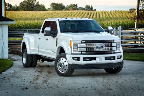 2019 Ford F-450 Super Duty Pictures - 28 Photos | Edmunds