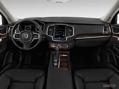 2017 Volvo XC90: 55 Interior Photos | U.S. News