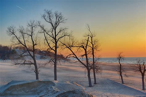 Indiana Dunes National Park in Winter | Porter, Indiana | LongWeekends Magazine