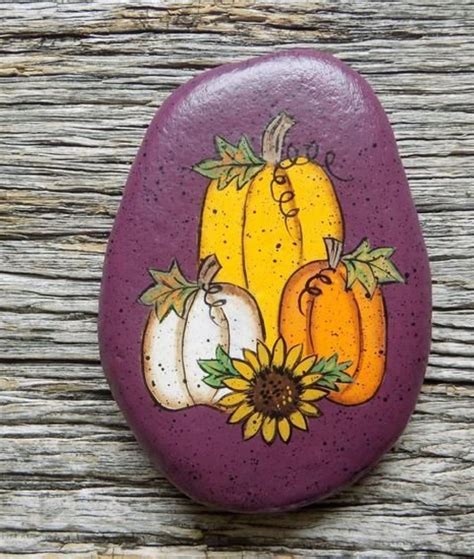 20+30+ Fall Rock Painting Ideas – HOMYRACKS