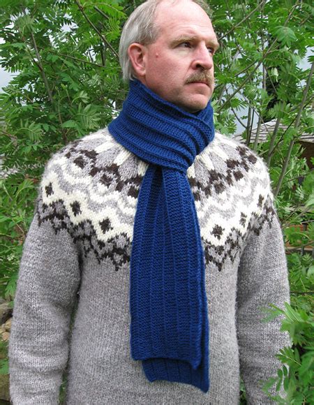 Men's Scarf Pattern - Knitting Patterns and Crochet Patterns from KnitPicks.com