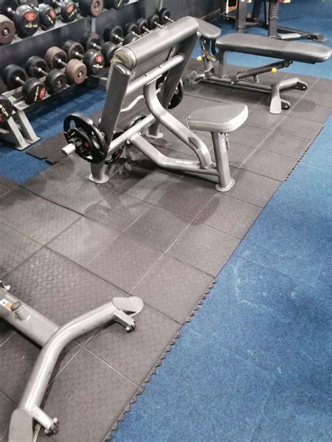 Garage Gym Flooring: What Flooring Should You Use for a Garage Gym? - Home Gym Hideaway