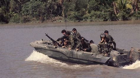 Navy SEAL History | HowStuffWorks