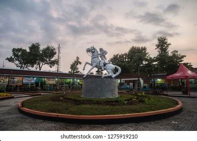 141 Diponegoro Statue Park Images, Stock Photos & Vectors | Shutterstock