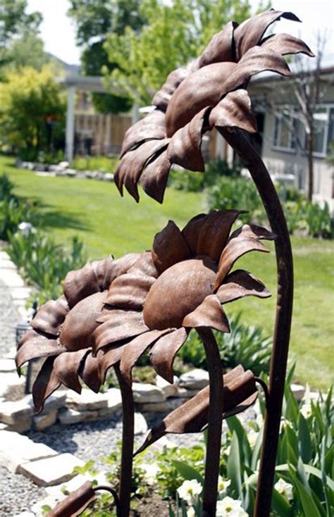 40 Utterly Beautiful Rusted Metal Art Works - Bored Art