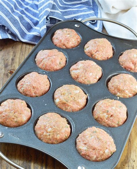 Glazed Meatloaf Muffins - WonkyWonderful