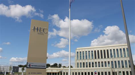 Le campus d’HEC a pris feu - La Semaine de l'île de France