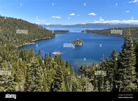 Lake tahoe scenery hi-res stock photography and images - Alamy