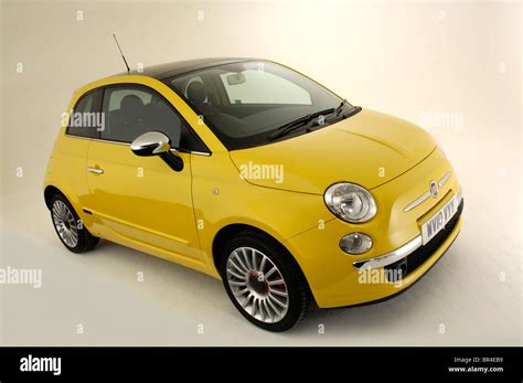 Retro small fiat 500 car hi-res stock photography and images - Alamy