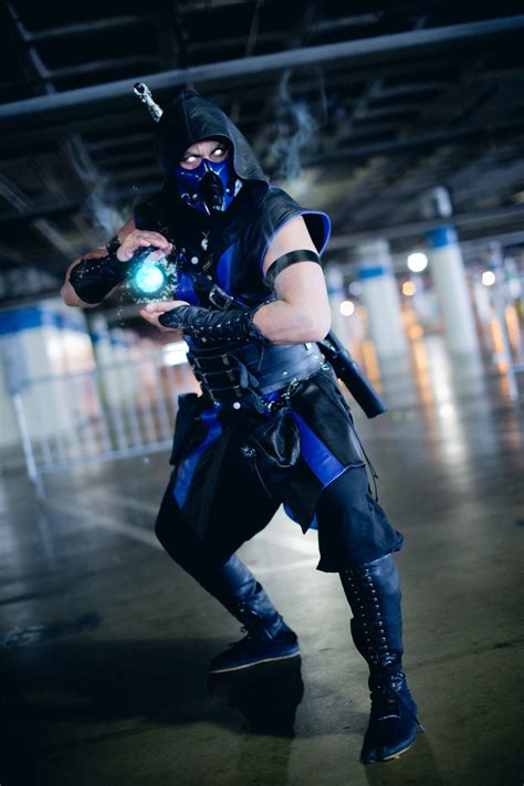 Dress like Sub Zero from Mortal Kombat - Costume & Cosplay Guide #MortalKombat #costume #SubZero ...