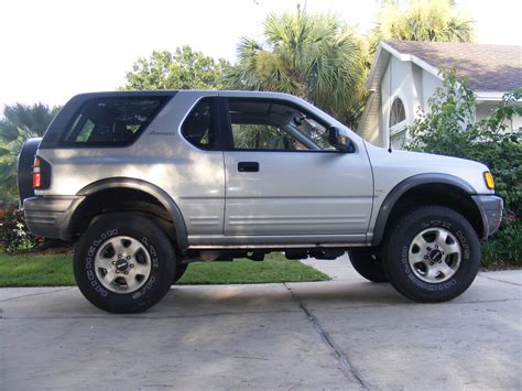 1998 Isuzu Amigo - Information and photos - MOMENTcar