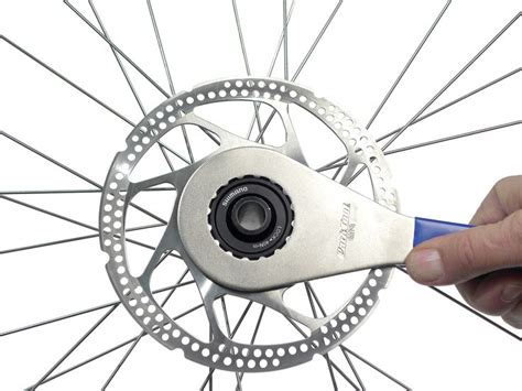 How to install disc brake rotor | Bike repair, Bicycle safety, Bicycle ...