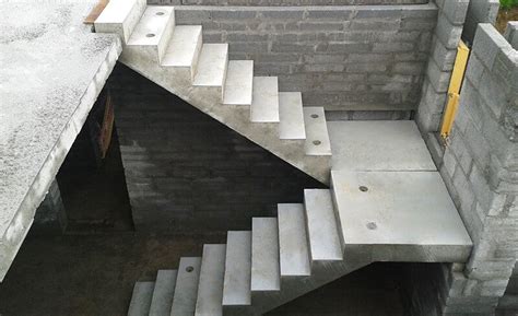 Precast Concrete Stairs Construction – Engindaily