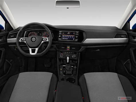 2019 Volkswagen Jetta: 74 Interior Photos | U.S. News