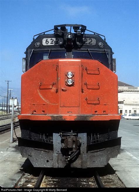 AMTK 622 Amtrak EMD SDP40F at Oakland, California by Marty Bernard ...