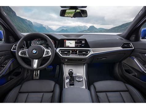 2019 BMW 3-Series: 40 Interior Photos | U.S. News