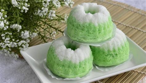 Membuat Kue 'Putri Ayu' Kekinian - BERNAS.id