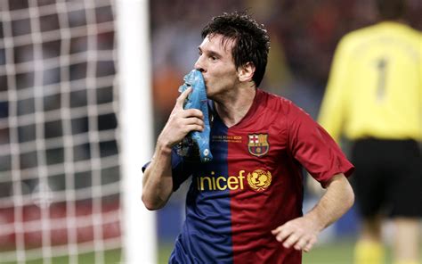 Leo Messi's best 10 goals... chosen by the fans