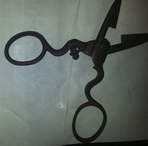 buttonhole scissors | Collectors Weekly