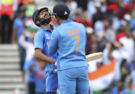 Watch: MS Dhoni hits huge SIX, Virat Kohli's reaction goes viral