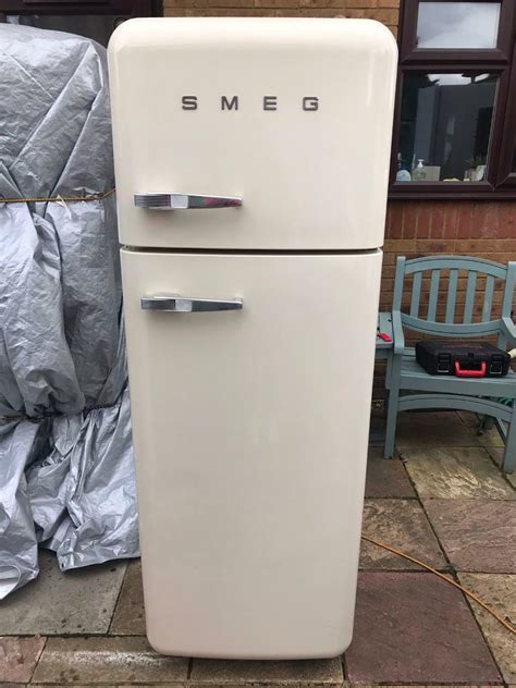 Cream SMEG Retro Style Fridge/Freezer... ** DELIVERY AVAILABLE ** | in ...