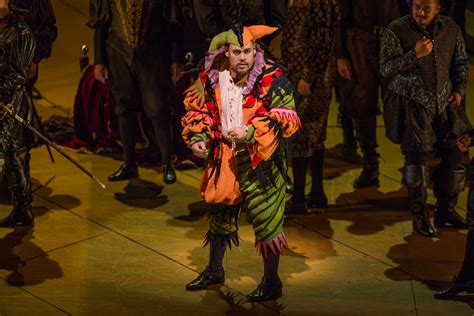 Lyric Opera of Chicago's Rigoletto, 2017 a triumph!