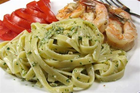 Fettuccine With Pesto Sauce Recipe - Food.com