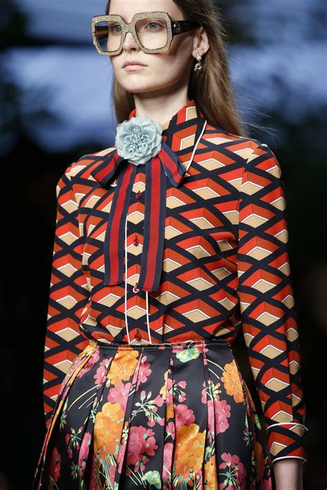 Gucci Spring 2016 Ready-to-Wear Fashion Show Details - Vogue | Fashion show, Fashion, Couture ...