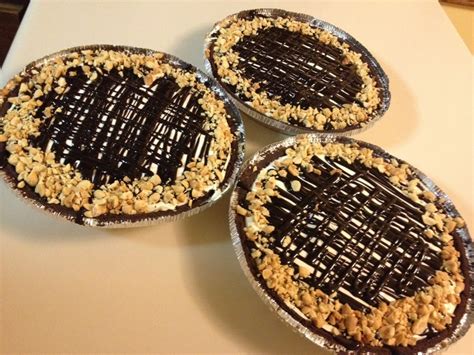 Nutty Buddy Pie This recipe tastes just like a nutty buddy! 2 cups powdered sugar 1 cup milk 2/3 ...