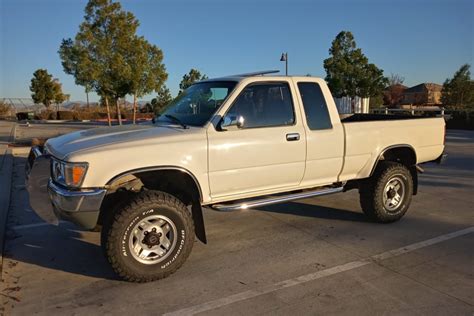 No Reserve: 1990 Toyota Pickup SR5 4x4 for sale on BaT Auctions - sold for $13,500 on May 2 ...