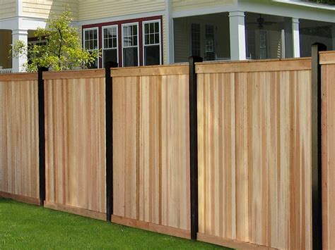 Custom Wood Fence in Mclean, VA - Builders Fence Company