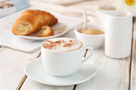 How to Make Traditional French Café au Lait? | Recipe | Coffee recipes, French breakfast recipes ...