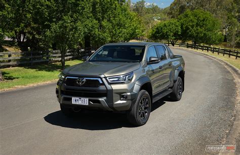 2023 Toyota HiLux Rogue-front – PerformanceDrive