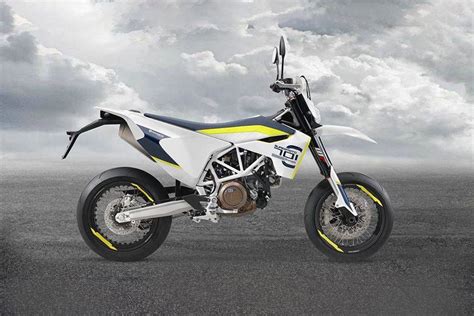 Husqvarna Supermoto 701 Standard Price List, Promos, Specs & Gallery