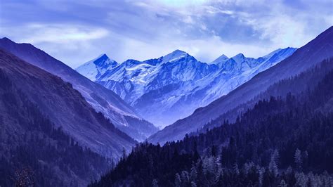 Snowy Blue Mountains [3840x2160] : r/wallpaper