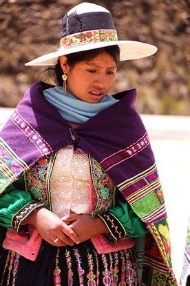 Amerindian woman in traditional dress, near Cochambamba, Bolivia. More ...