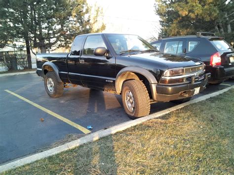 My first truck chevy s10 zr2 : r/Trucks