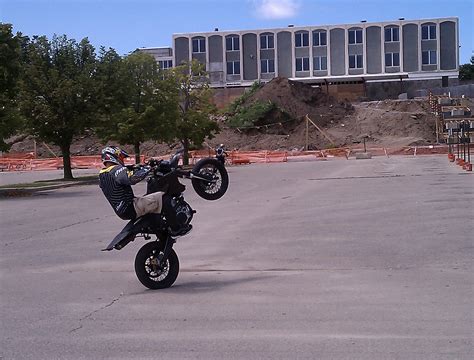 Positively Racine: Motorcycle stunt show draws a crowd