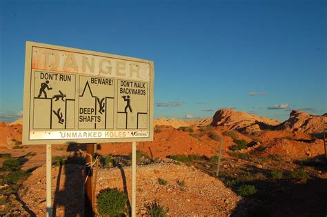 Opal Mining in Coober Pedy: History and Methods - International Gem Society