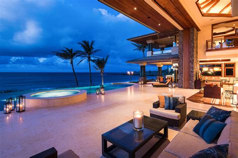 Hawaiian Beachfront | Luxury beach house, Dream beach houses, Hawaiian homes