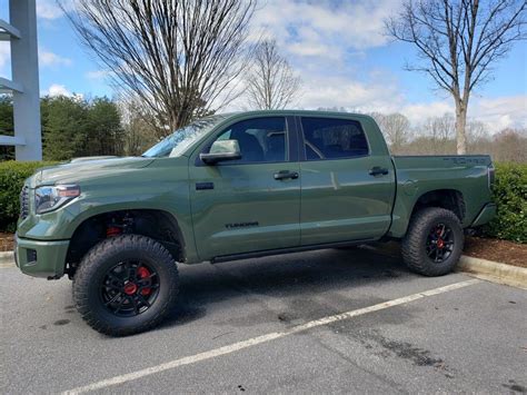 2020 Tundra in Army Green Hickorytoyota.com Ask for Brenda Boggs 🎀 | Toyota tundra lifted ...