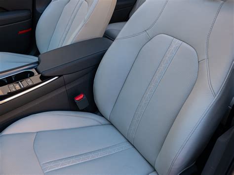 2025 Hyundai Sonata: 72 Interior Photos | U.S. News