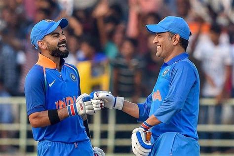 MS Dhoni and Virat Kohli Wallpapers - Top Free MS Dhoni and Virat Kohli ...