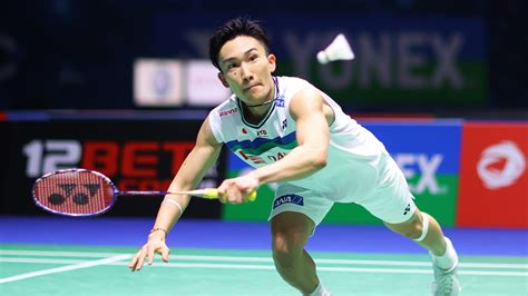 Badminton ace Momota claims first post-crash international trophy - Stad Al Doha