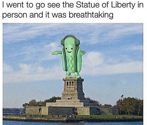 I went to go see the Statue of Liberty in person and it was breathtaking | Dancing Hot Dog ...