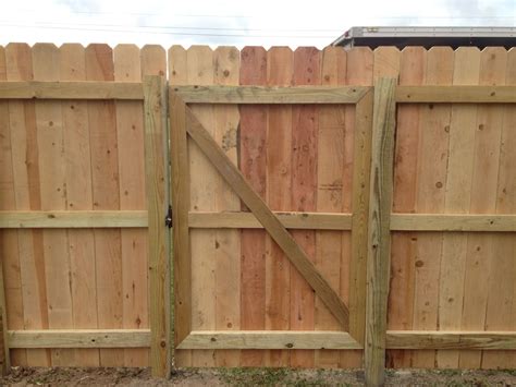 Wooden fence gate, Wood fence, Building a wooden gate