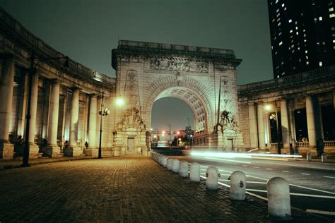 Manhattan Bridge Arch at Night Photo · Free Stock Photo