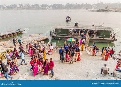 GUWAHATI, INDIA - JANUARY 31, 2017: People Boarding a Boat at Peacock Umananda Island in ...