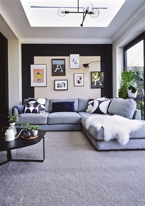 What Colour Carpet Goes With Grey Sofa | Awesome Home