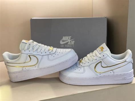 Nike Air Force 1 Low White / Gold – Sneakers Point